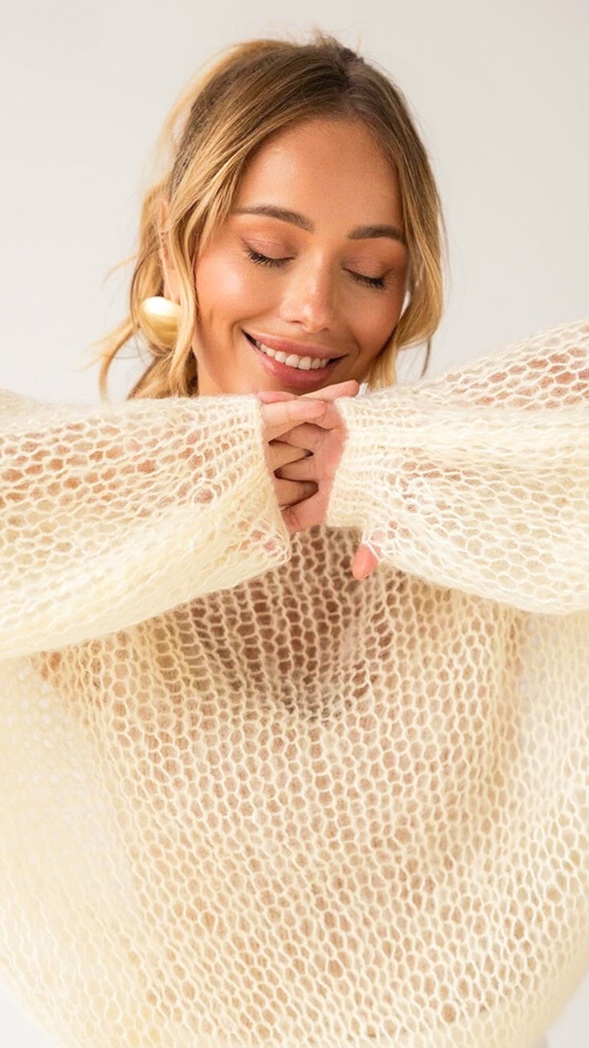 Gwyneth Mesh Pullover